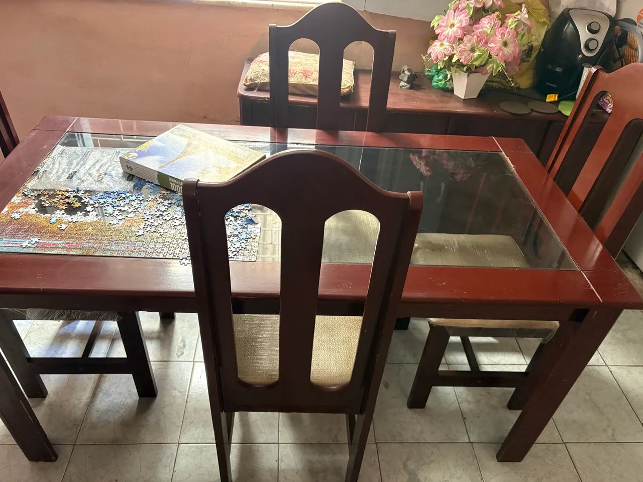 MESA de madeira COM VIDRO GRANDE - LEIA A DESCRIÇÃO 