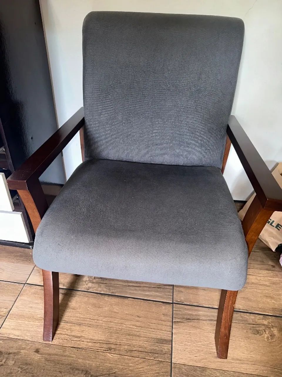 Armchair64330448224131123