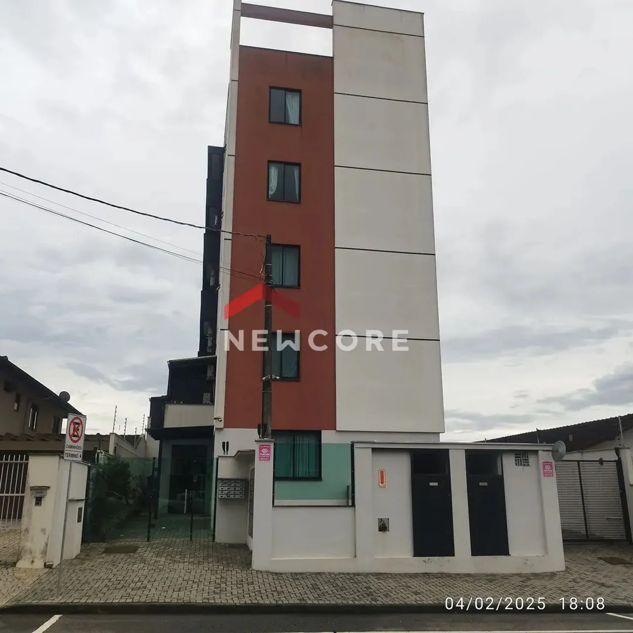 Apartamento em Avenida Antônio Ramos Alvim - Floresta - Joinville/SC