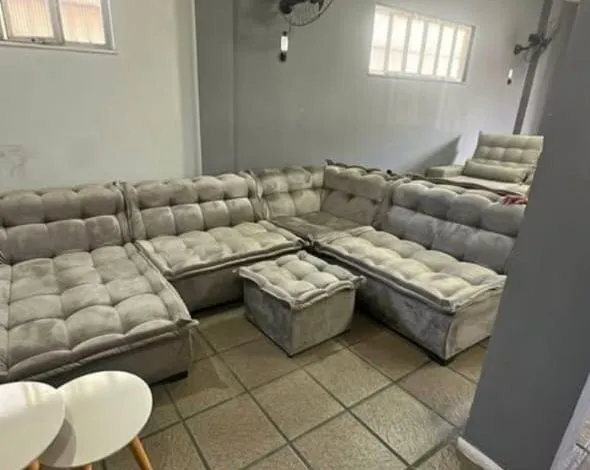 Sofá de canto confortável
