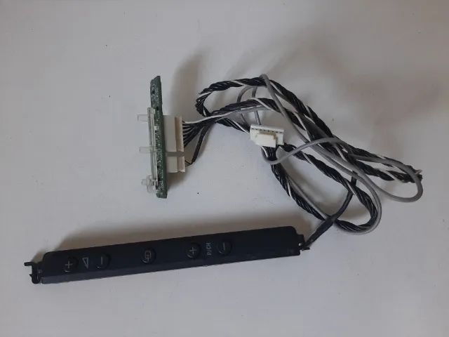 Botão Power e volume + sensor controle Remoto Tv Philips 40 Mod: 40pfl5605d/78 Usado