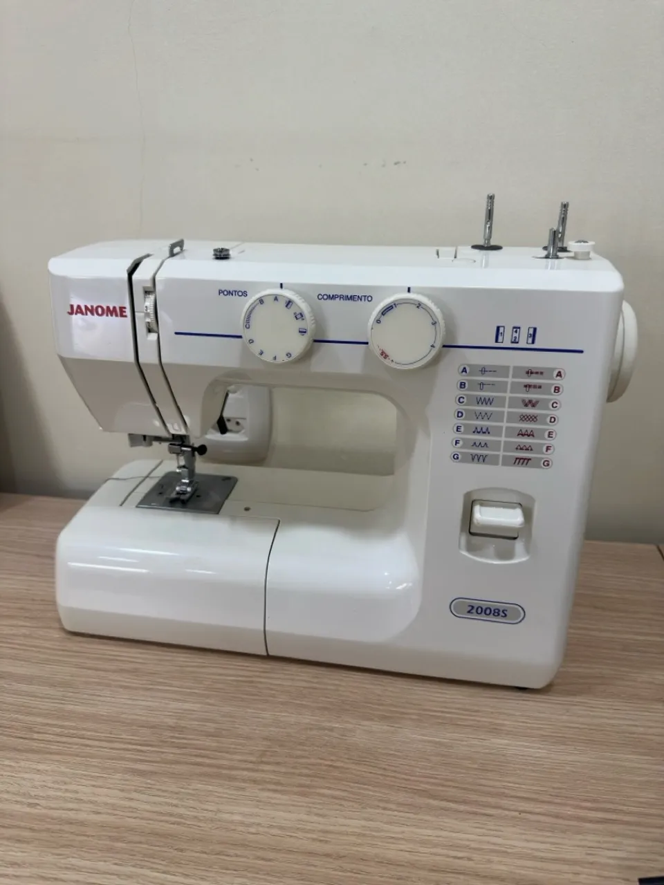 Máquina de costura Janome 2008S