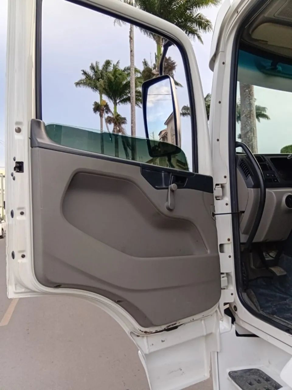 CAMINHÃO VW 24250 3 EIXO - Foto 8