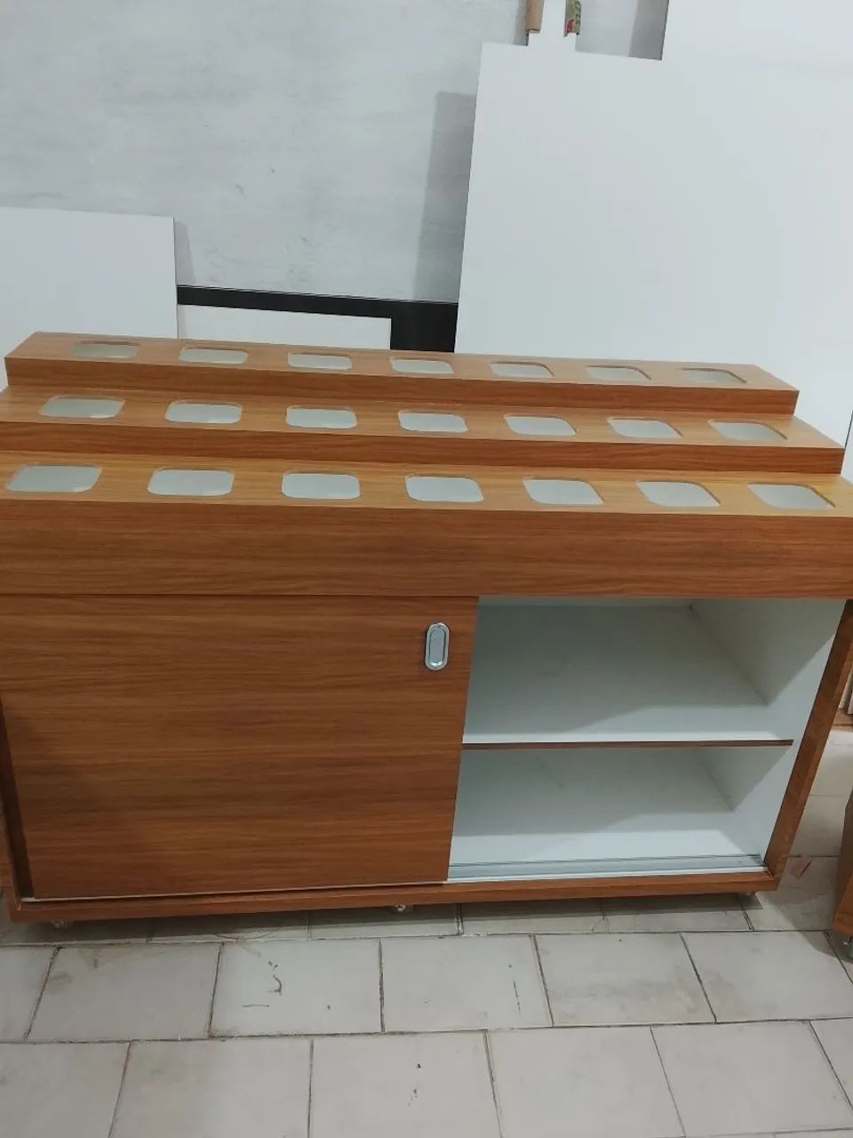 Móveis para lojas de açaí. Fabricamos por encomenda.