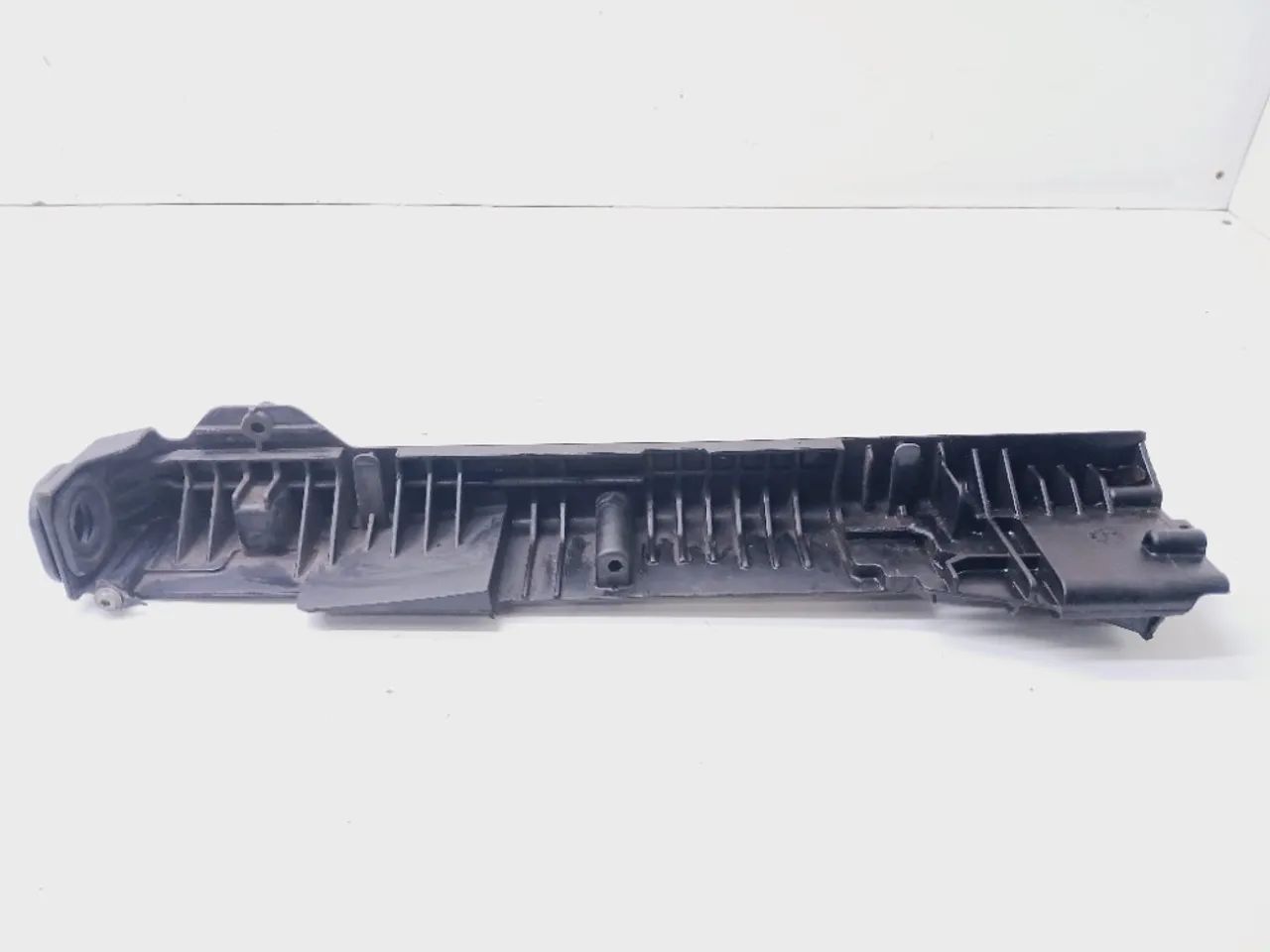 Suporte Lateral Esquerdo Radiador Bmw X3 2.0 2013 7593838