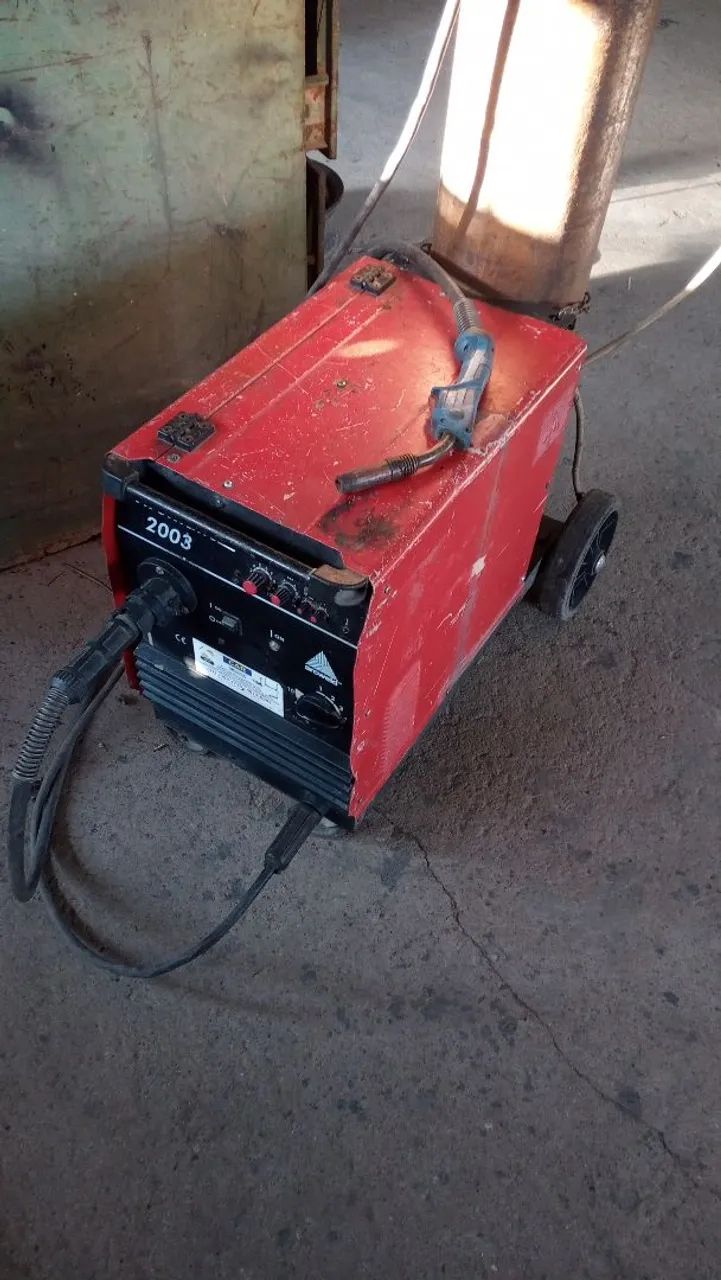 Máquina de Solda MIG