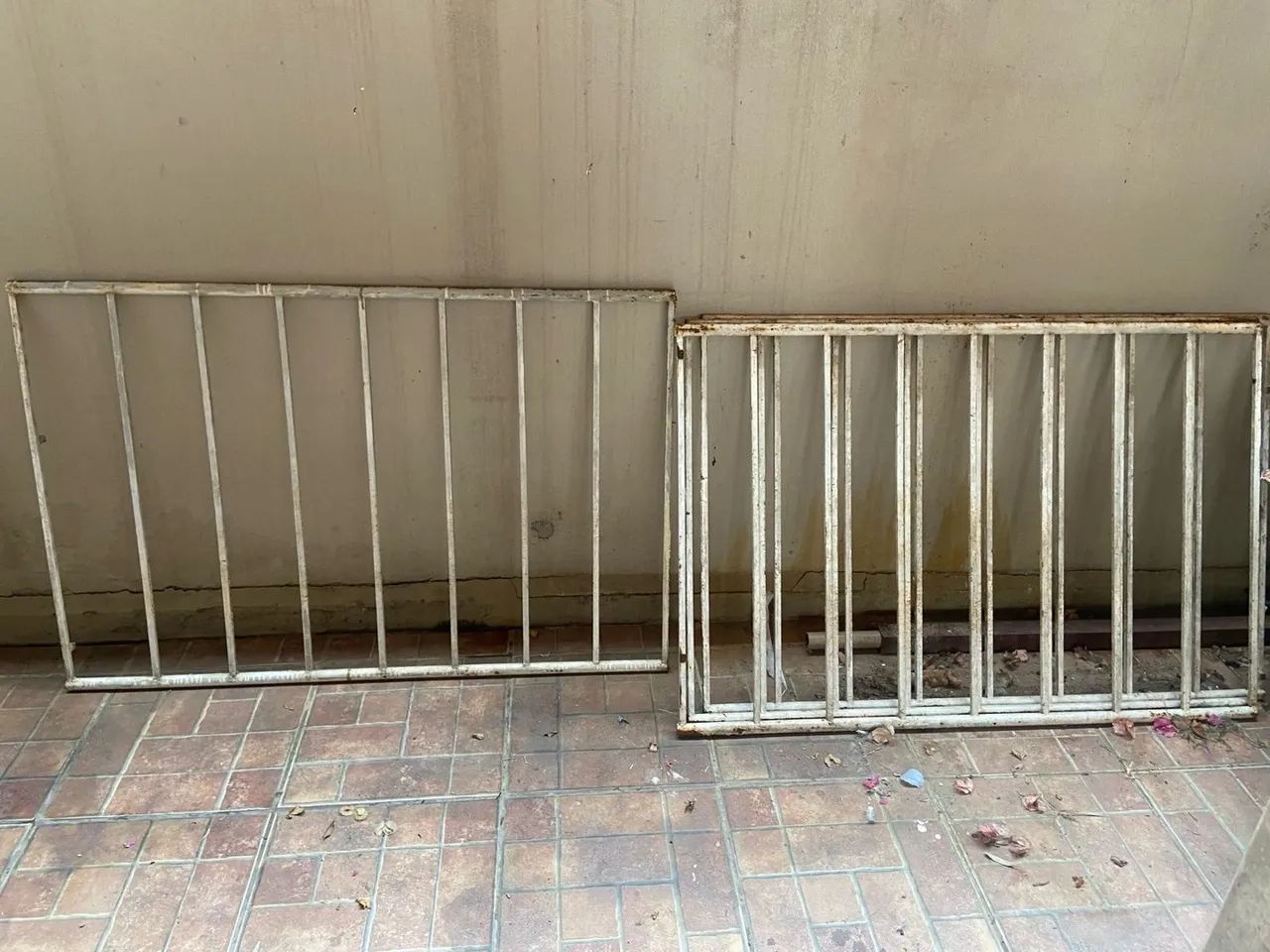 4 Grades de proteção em ferro - Foto 2