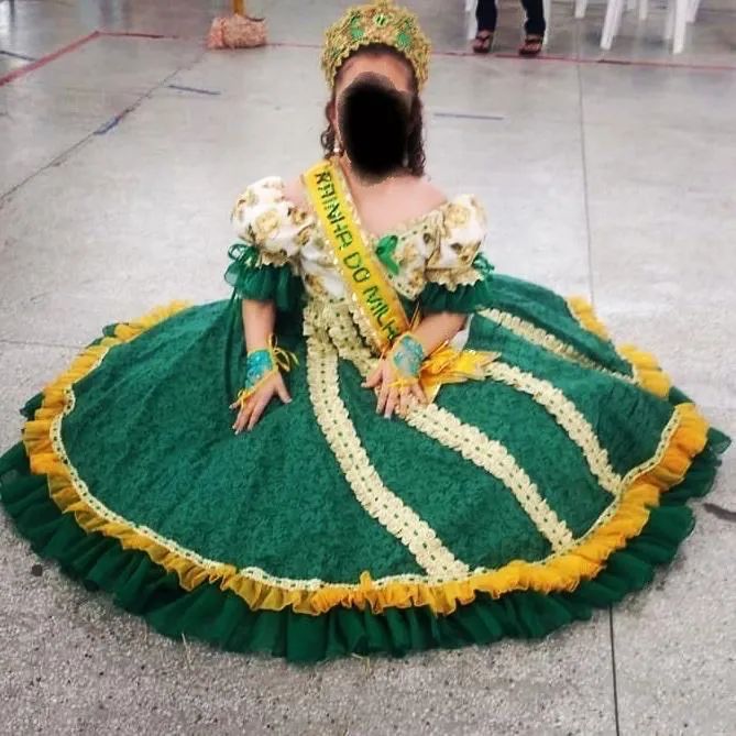 Alugo lindo vestido para uma mamãe exigente (que tem bom gosto)