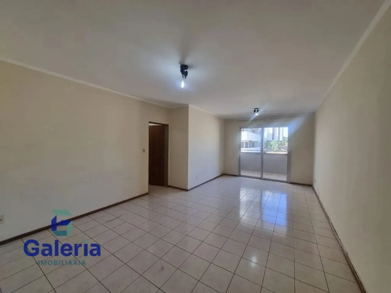 Apartamento com 3 quartos para alugar, 111m² - Jardim Irajá
