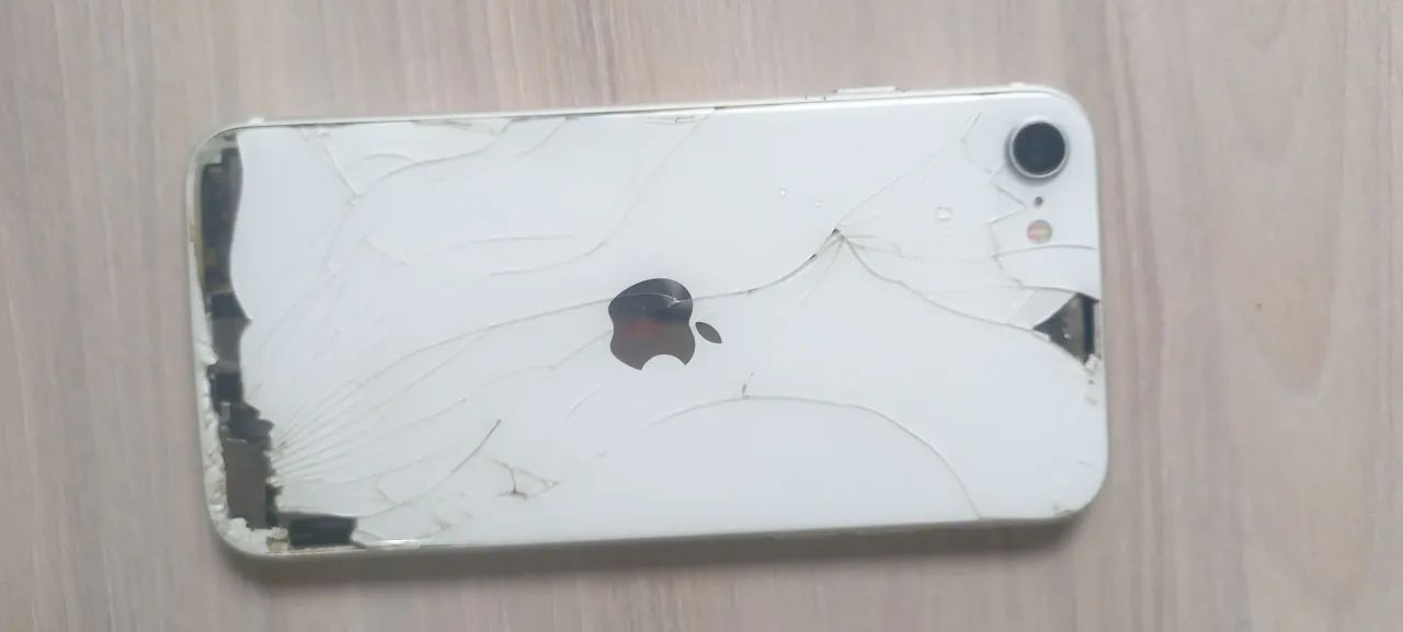 Vendo Iphone 8 (retirada) - Foto 2