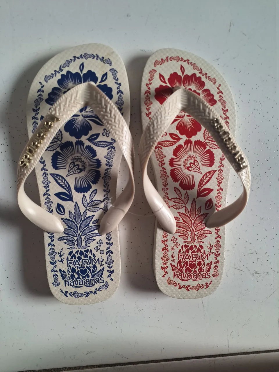 ORIGINAL! Chinelo Havaianas Farm Jardim Romance Pequena Avaria (Leia o Anúncio)