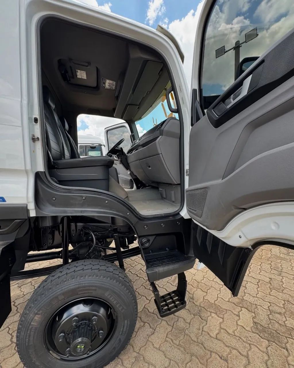 Volkswagen Delivery 11.180  2022 - Foto 8