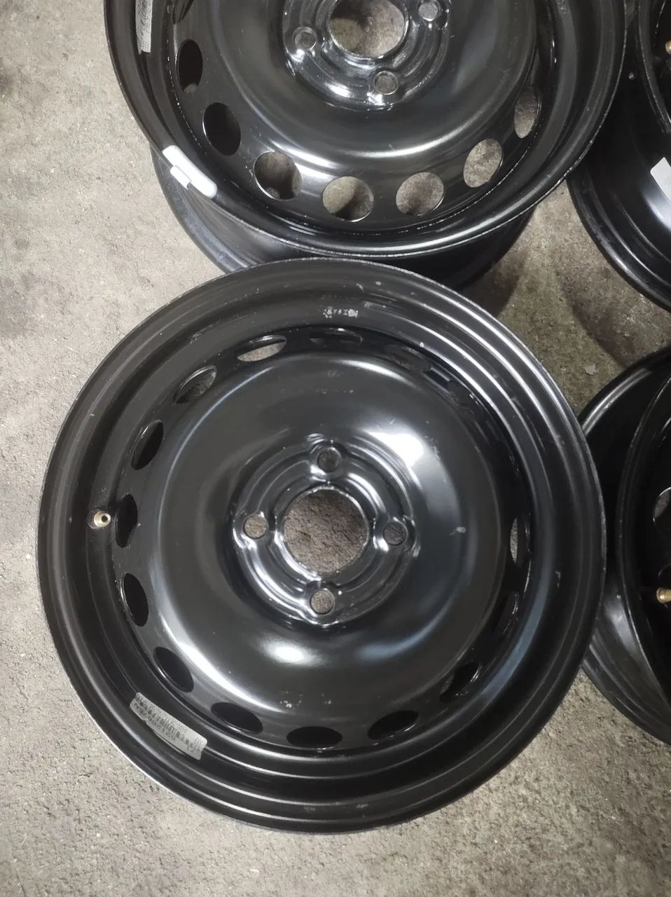 Rodas do Onix aro 14 semi novas - Foto 4