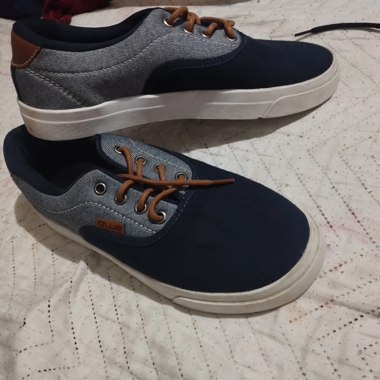 Tênis Masculino Azul e vermelho Novos nunca usado
