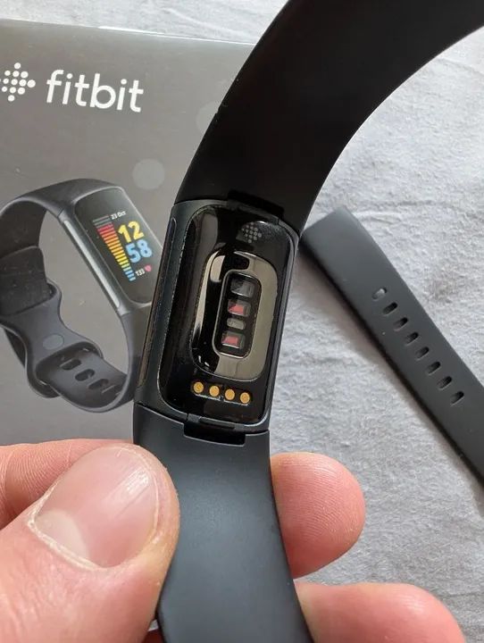 Smartwatch Fitbit Charge 5 - Problema Bateria - Foto 2