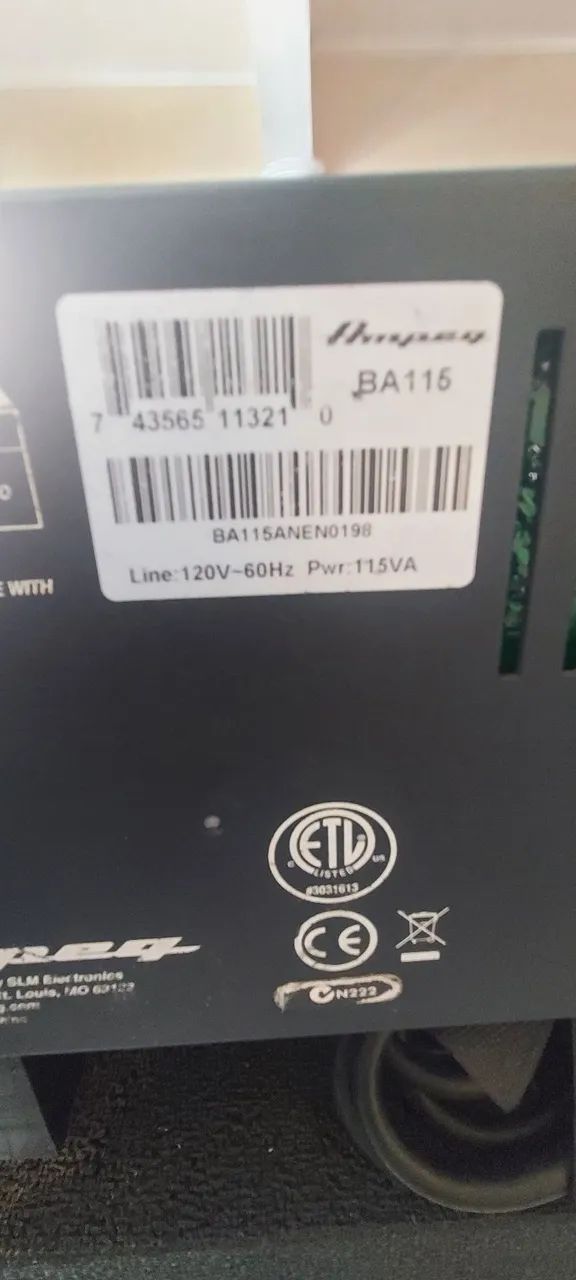 Amplificador Ampeg BA 115 - Foto 2