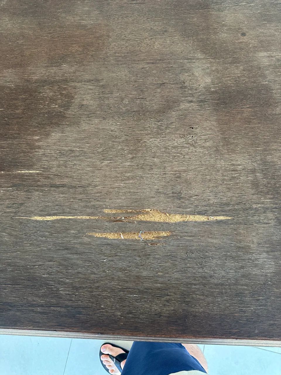 Jogo de Mesa Antiga com 6 Cadeiras em Madeira Maciça - Foto 4