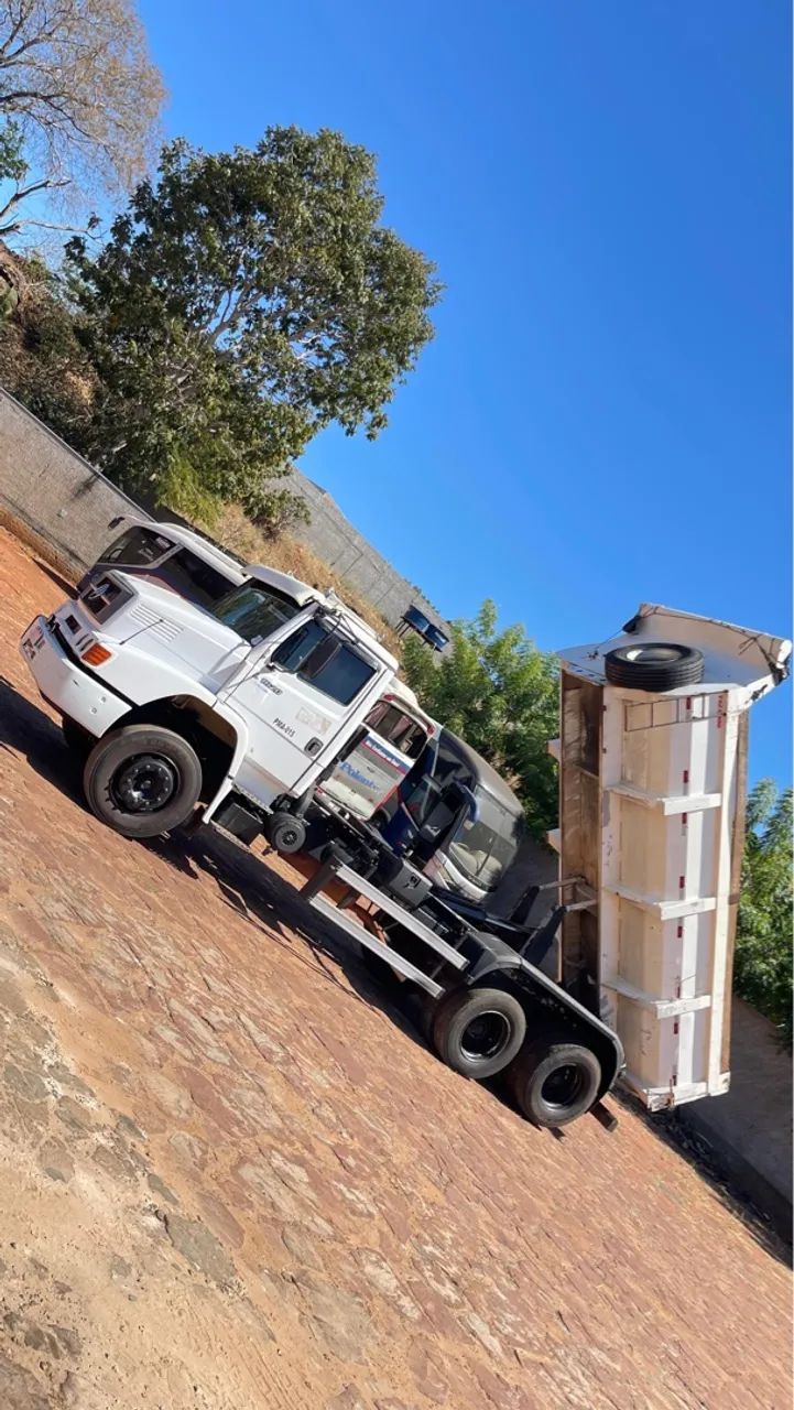 Mercedes 1620 - Foto 9