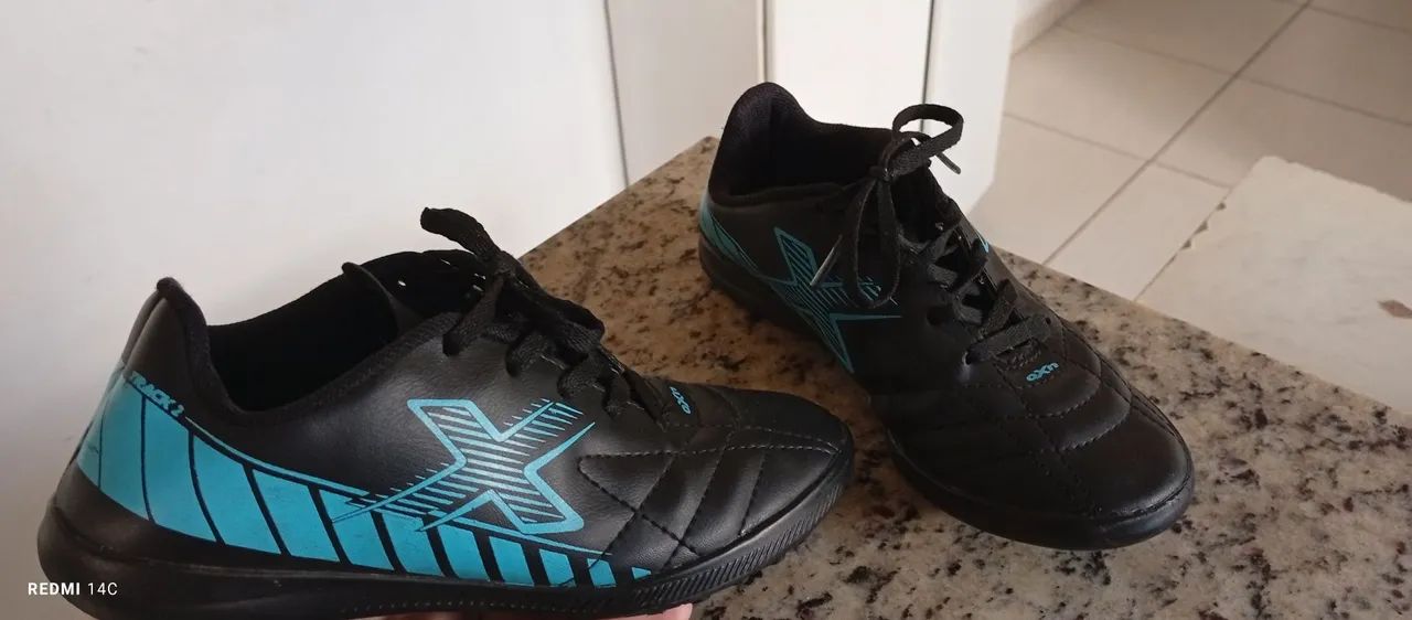 Chuteira infantil Track 2- Tamanho 33