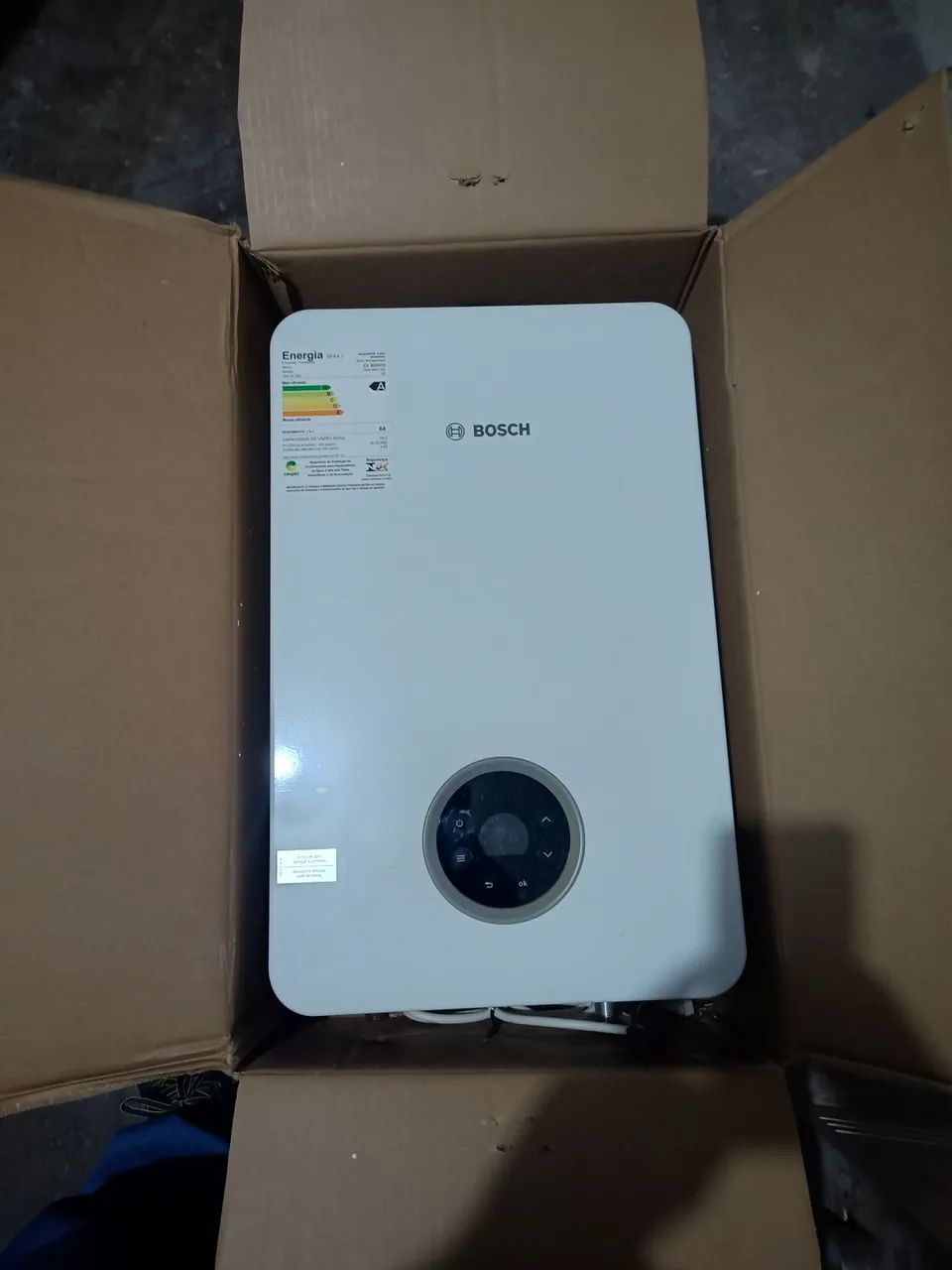Aquecedor Bosch 23 litros digital 