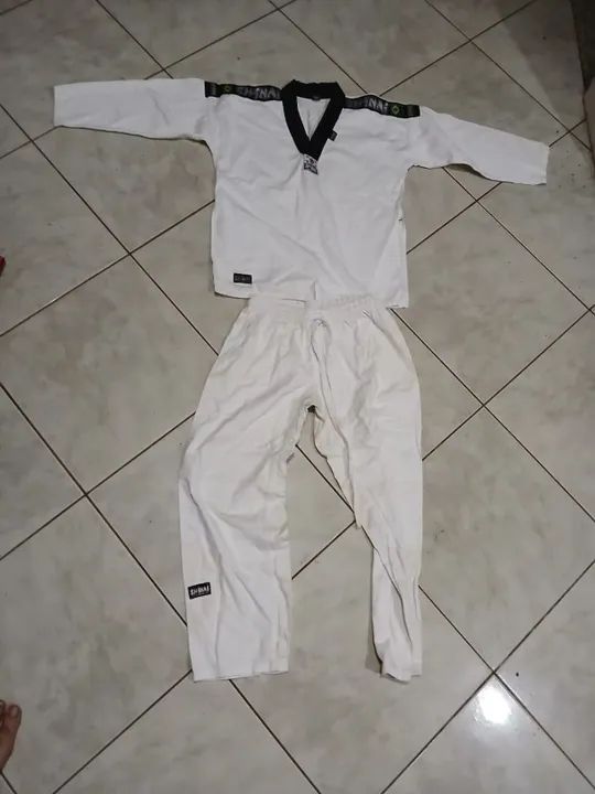 Uniforme Kimono Shinai Taekwondo Start Branco tamanho M4 pouco uso - Foto 2