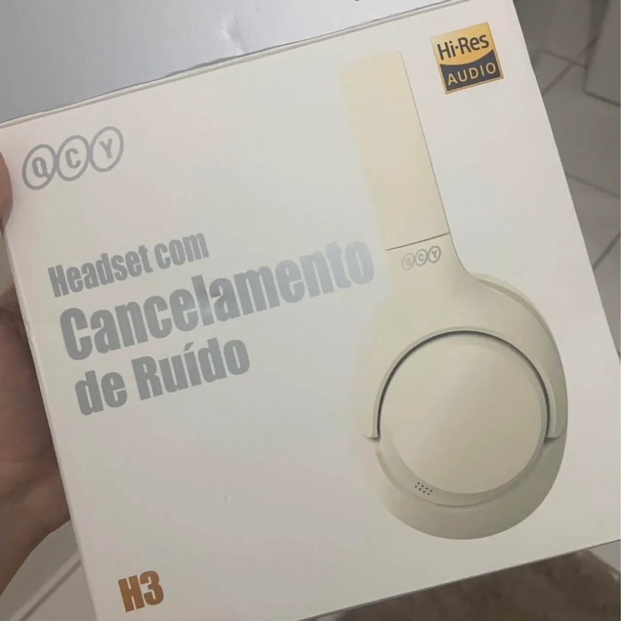 Fone de Ouvido QCY H3 com Cancelamento de Ruído
