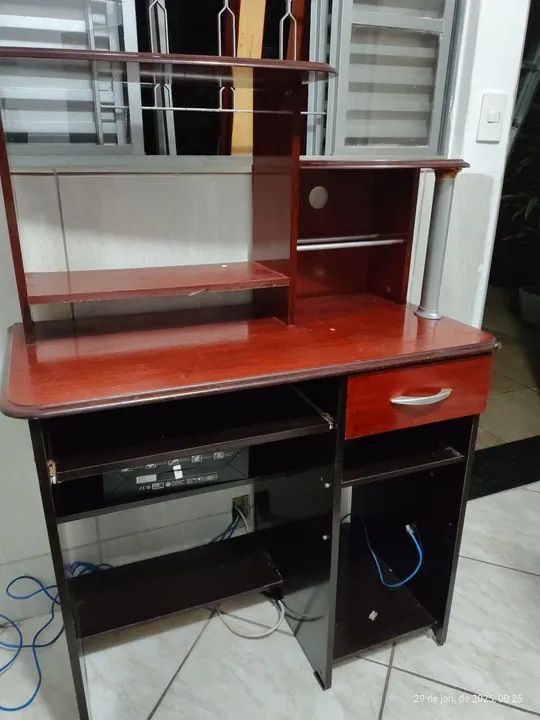 Escrivaninha Bancada de Estudos e Trabalho com Prateleiras  - Foto 3
