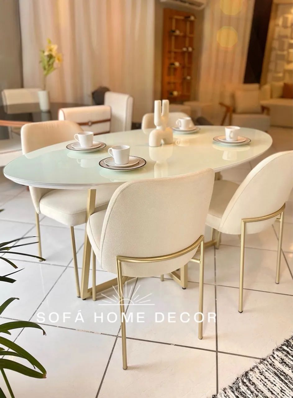 Mesa de Jantar Elegante com Cadeiras Sofisticadas