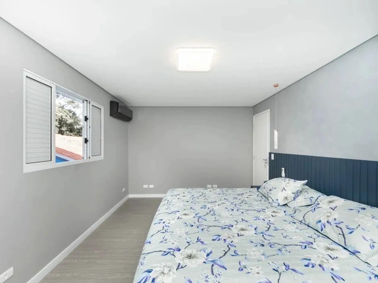 Casa tipo para venda com 3 quartos, sendo 1 suíte, 300m² - Foto 3