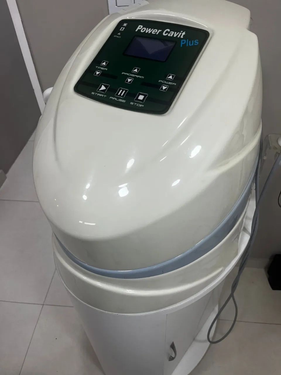 Equipamento de Estética Power Cavit Plus 