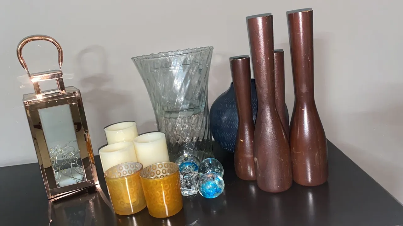Conjunto de peças decorativas de primeira qualidade.
