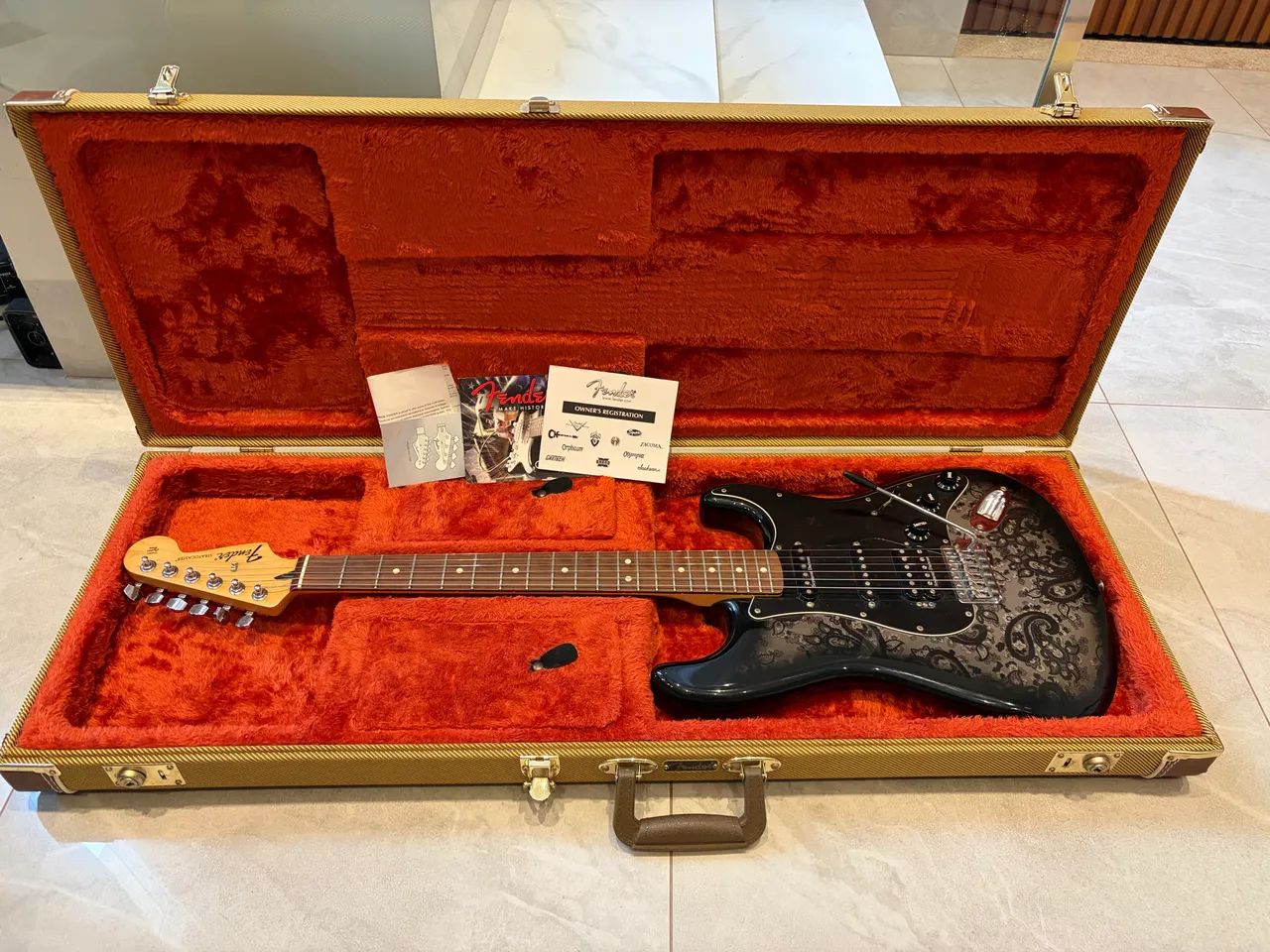 Fender Stratocaster Black Paisley MIM Factory Special Run