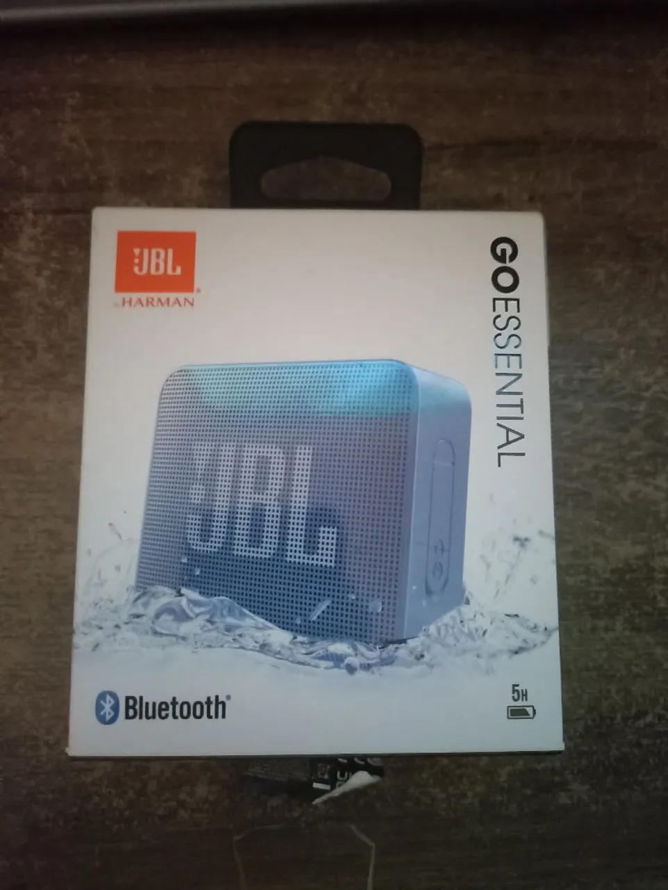 Caixa de Som JBL GO Essential Bluetooth