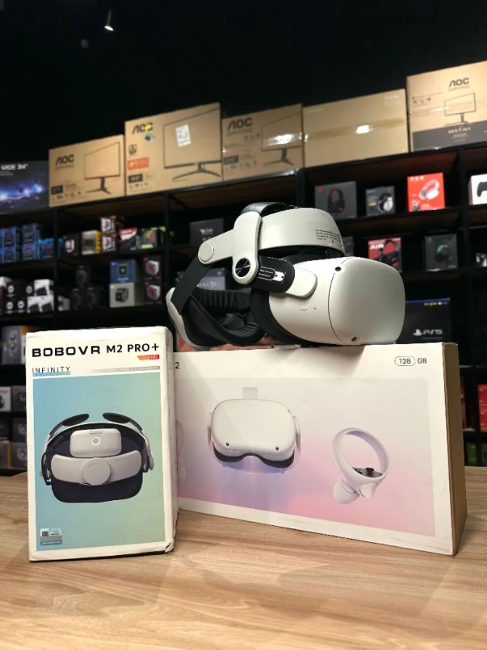 Óculos de realidade aumentada Meta quest 2 + moboVR m2pro - Seminovo (loja física)