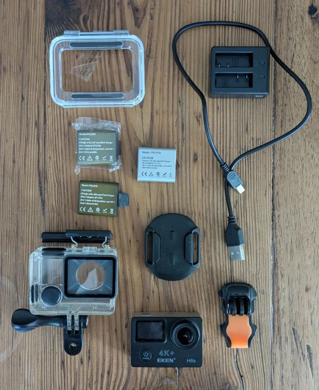 Câmera de Ação Eken H6s + acessórios 