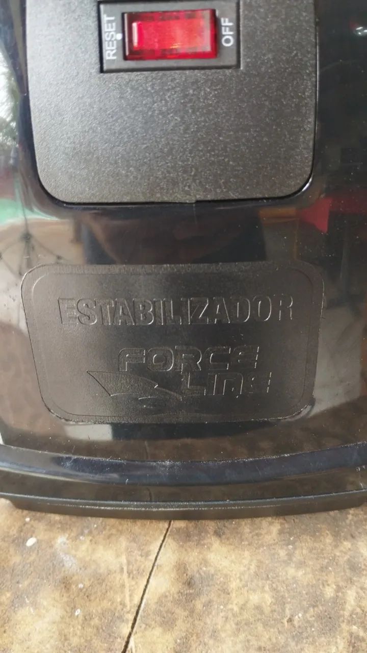 Estabilizador Eletrodoméstico 3000va - Foto 2