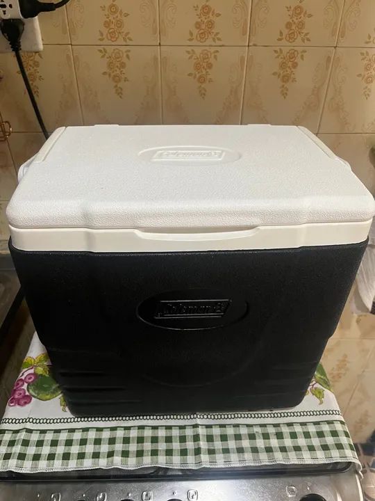 Caixa Térmica Coleman Com Alça - 15,1 Litros