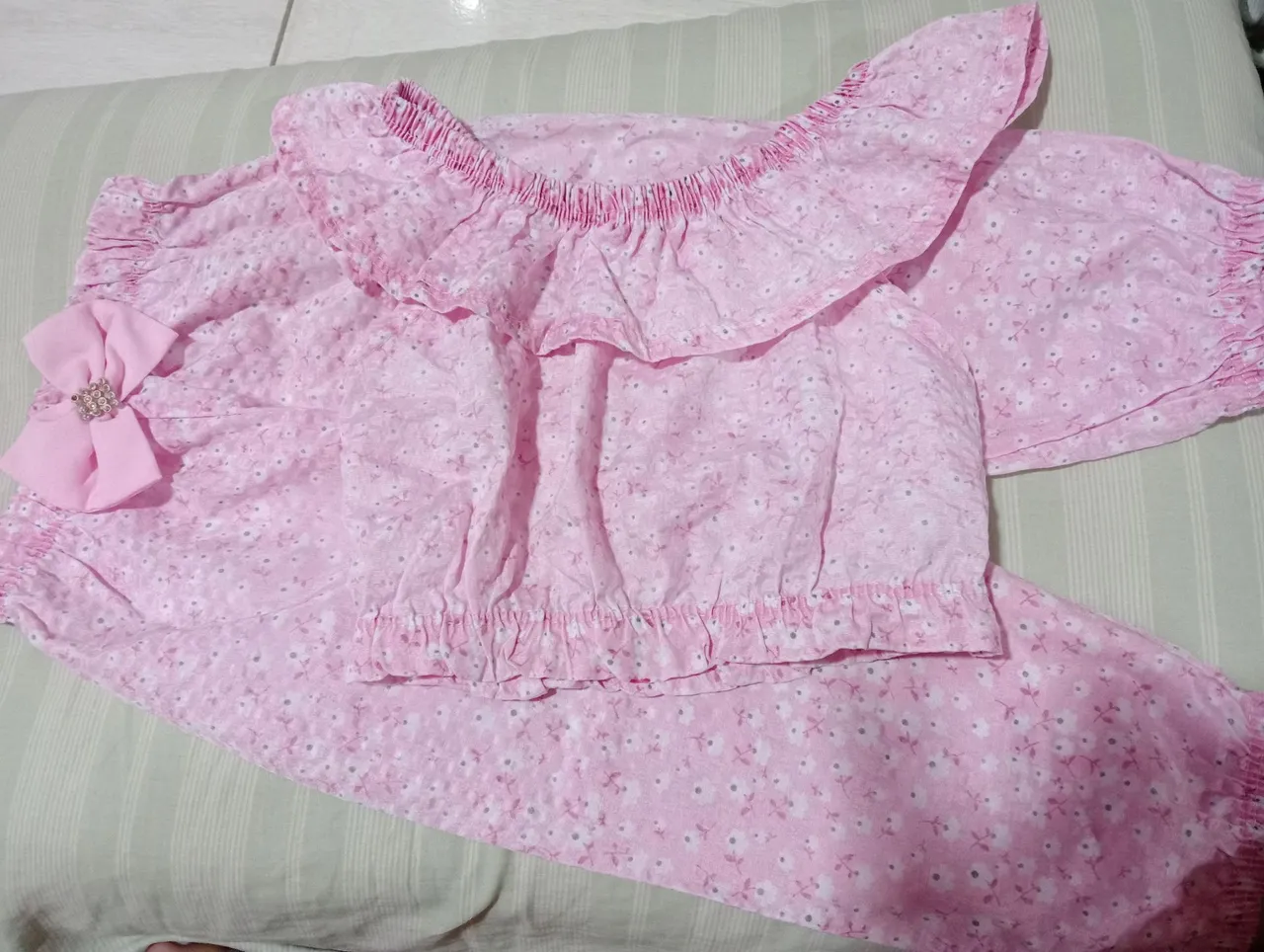 Lote de roupas RN