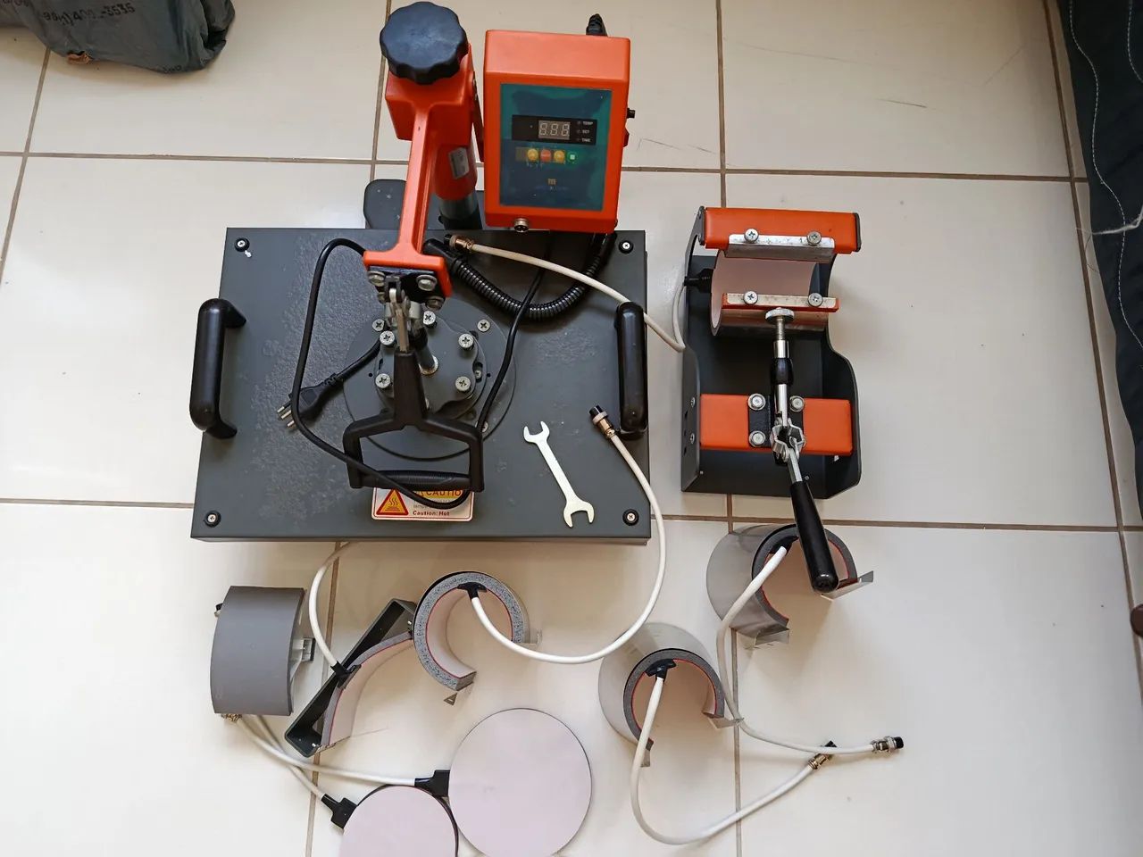 Prensa térmica para canecas e outros produtos - Foto 2