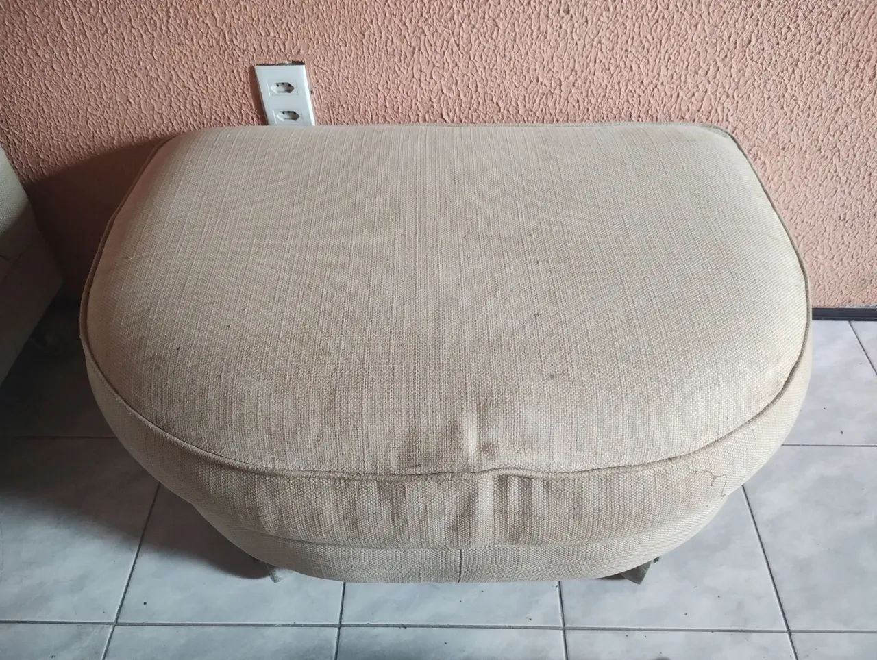 Poltrona com Puff em ótimo estado! - Foto 3