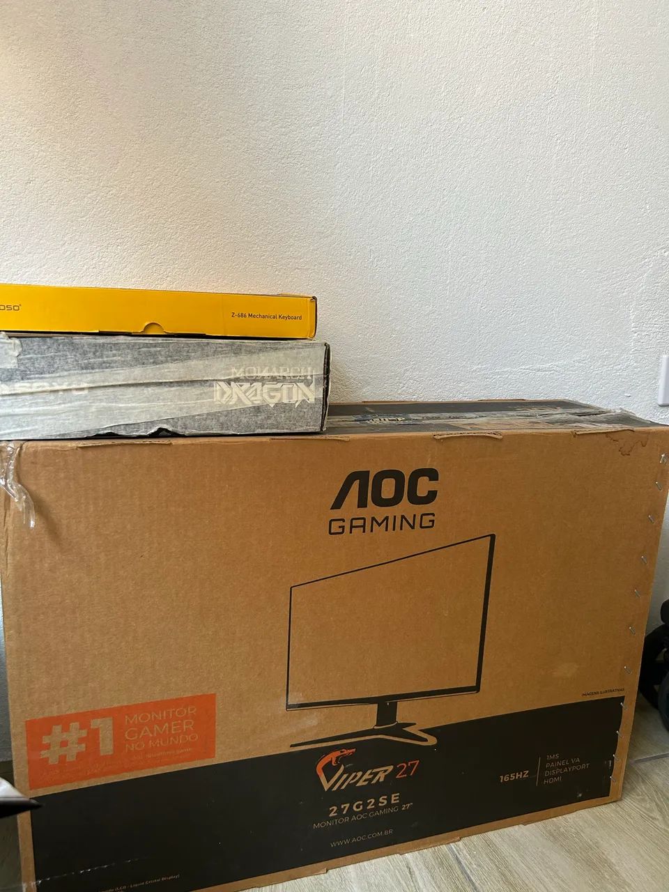 AOC 27-inch Monitor64296995902209120