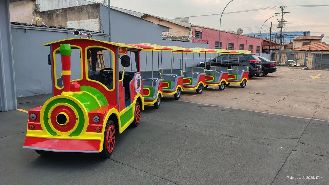 Mini trenzinho motorizado , mini Maria fumaça ,Trem da Alegria , trenzinho - Foto 4