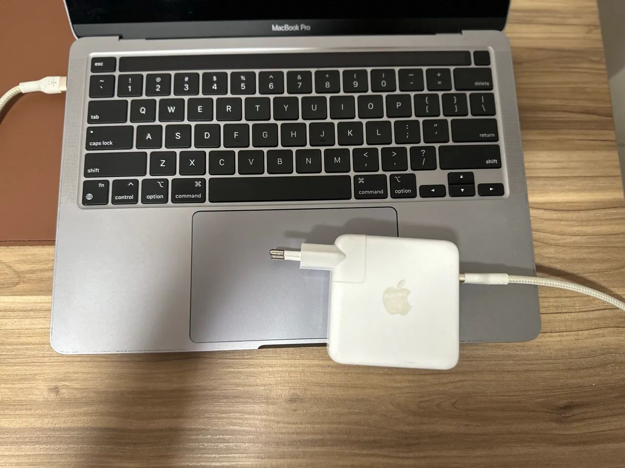 MacBook Pro (13-inch, M1, 2020) - Usado - Notebooks - Centro