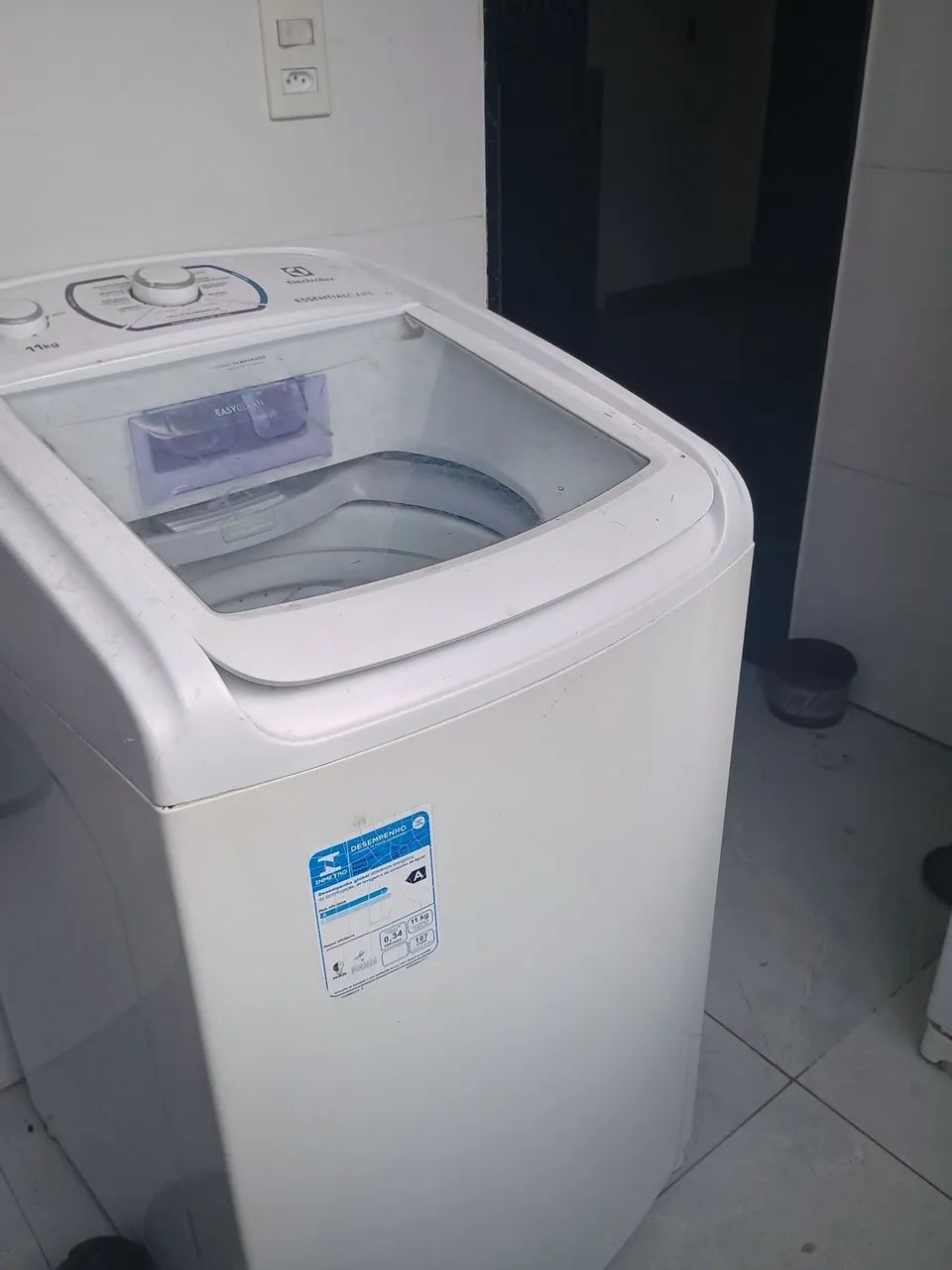 Máquina de Lavar Roupa Electrolux 11kg - Foto 2