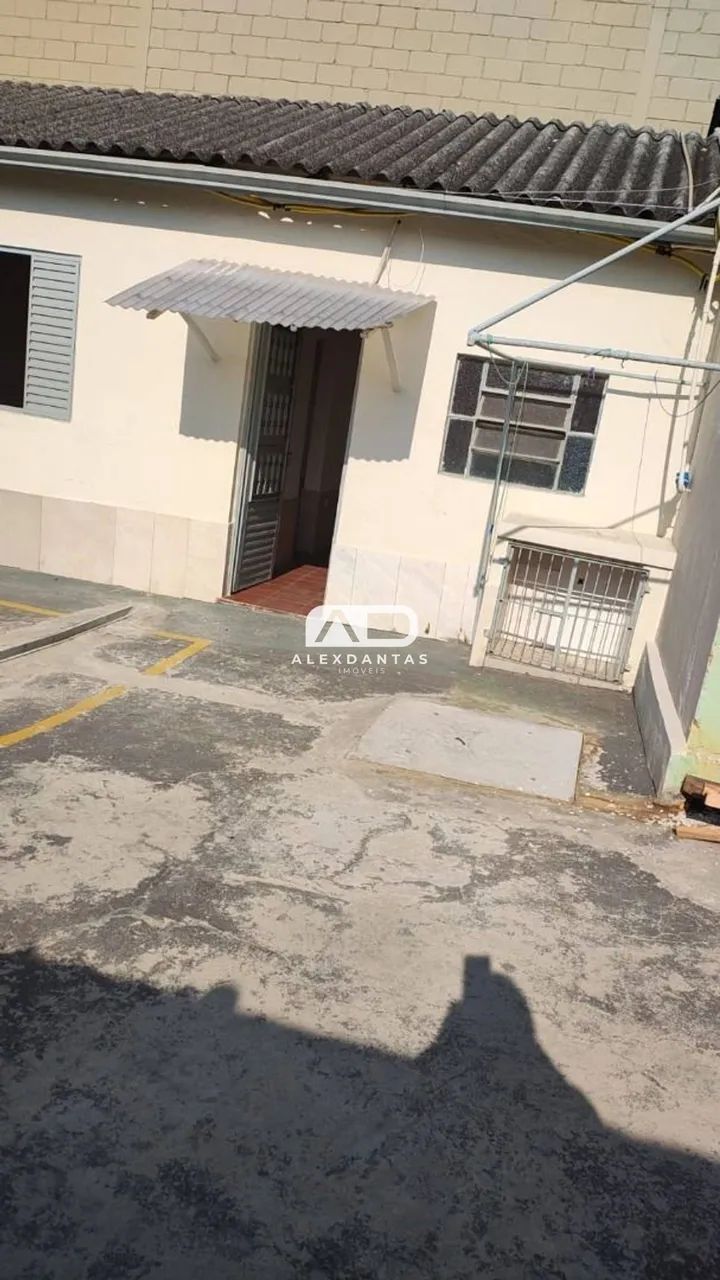 Casa térrea com uma vaga , tipo condominio fechado - Foto 2