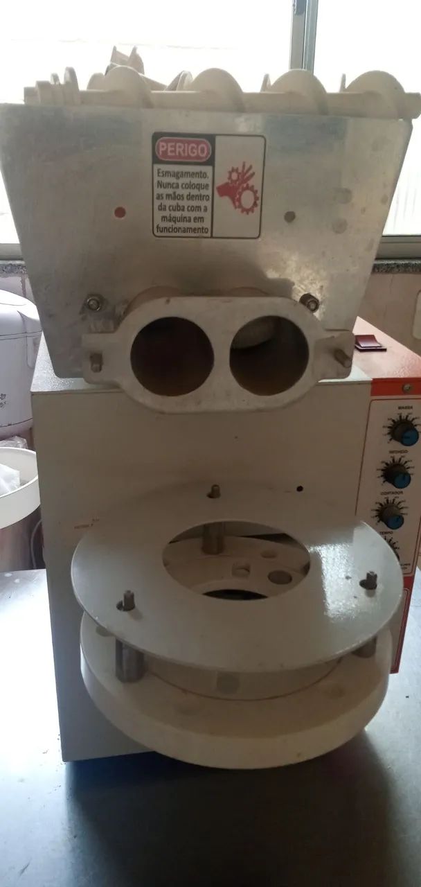 Maquina modeladora de salgados 110 V 