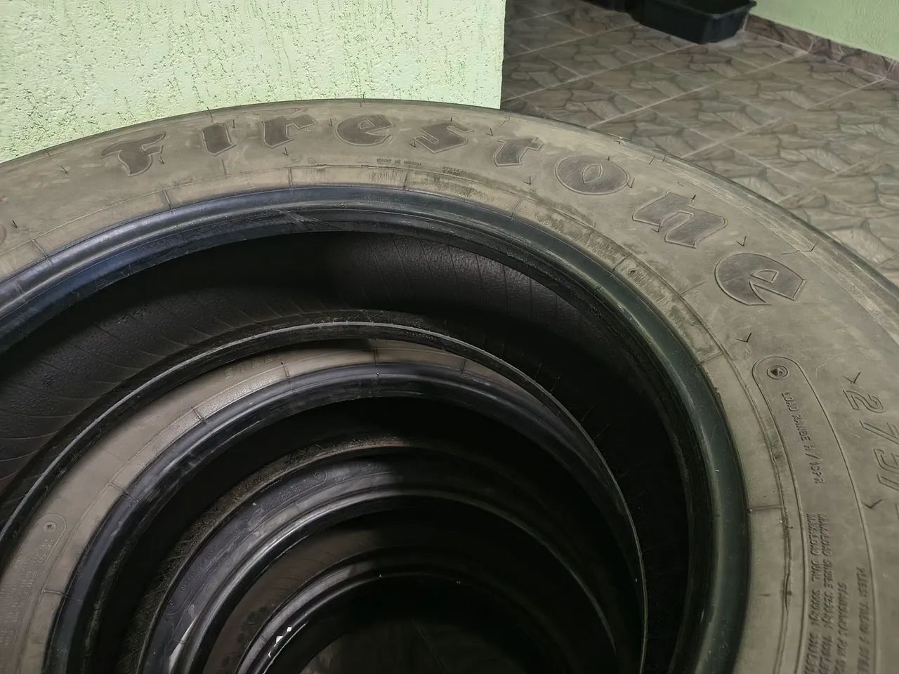 Pneus 275/80/22.5 - Foto 2