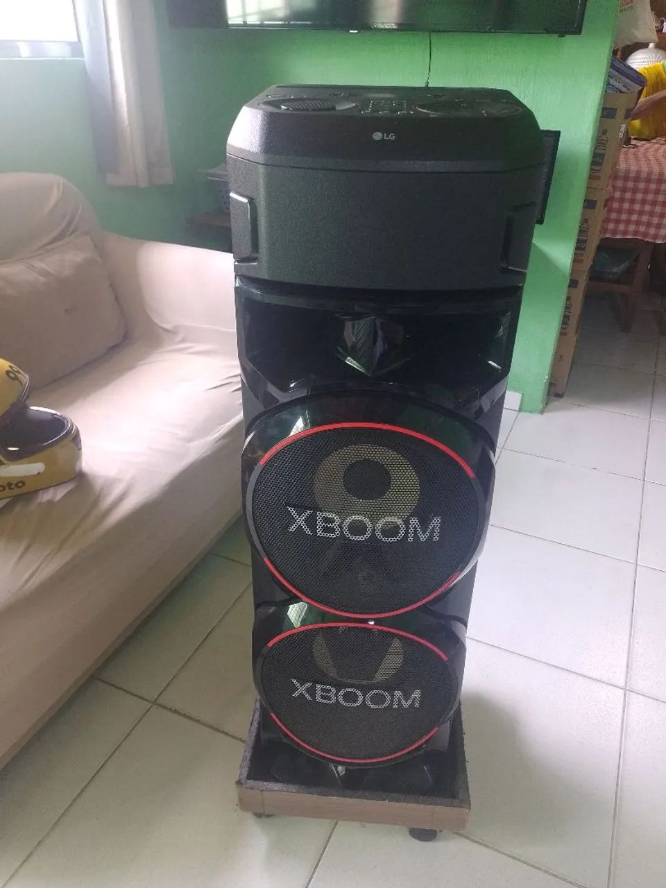 Som LG modelo XBOOM RN9 