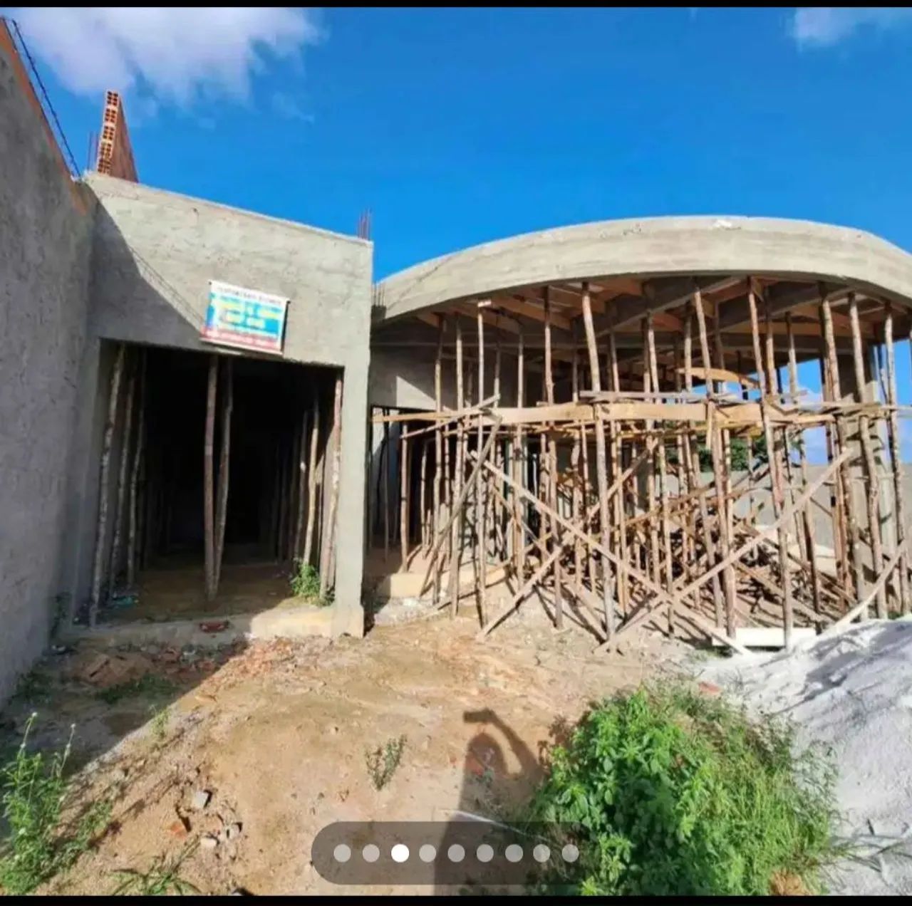 Vendo casa em construção na vale capanema 