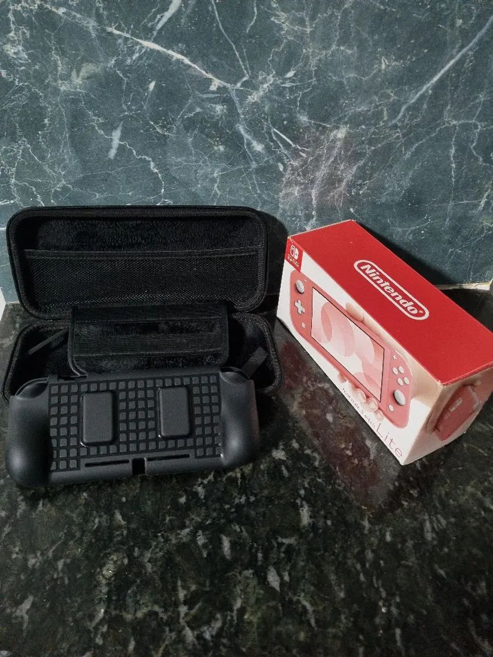 NITENDO SWITCH LITE SEMINOVO! - Foto 3